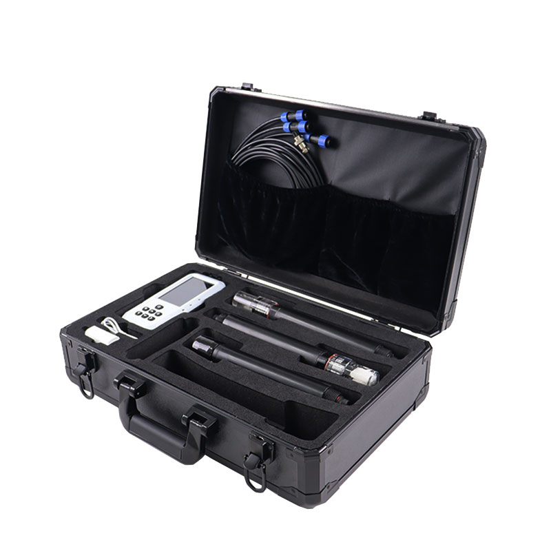 手持式水质检测仪